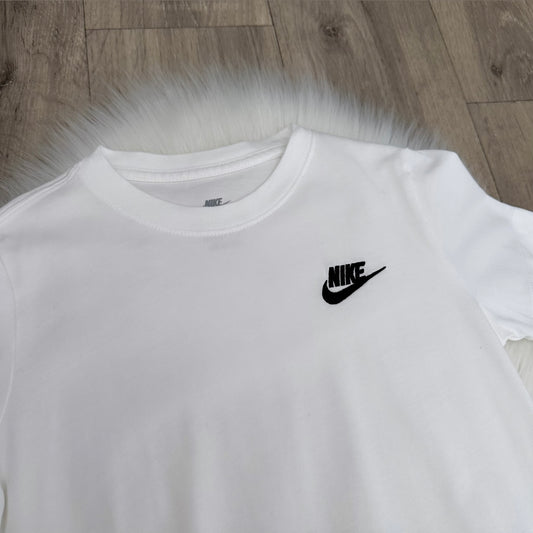 Nike Boys T shirt - Age 8