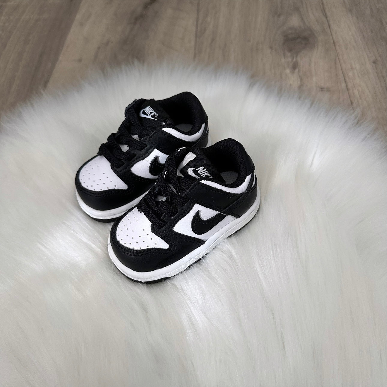 Nike Panda Dunks Trainers - 2.5 UK