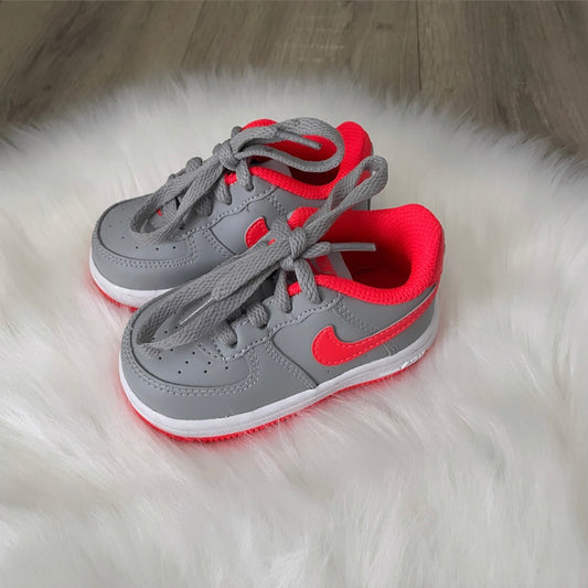 Nike Air Force 1 Grey Smoke Bright Crimson Unisex Trainers - 3.5