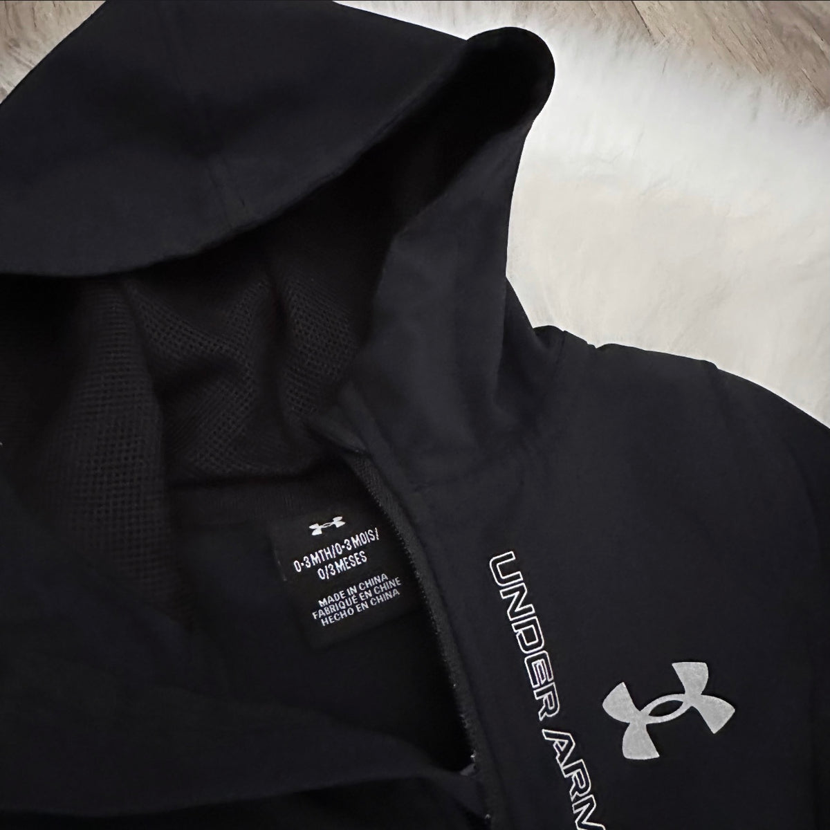 Under Armour Boys Tracksuit - 0/3 months