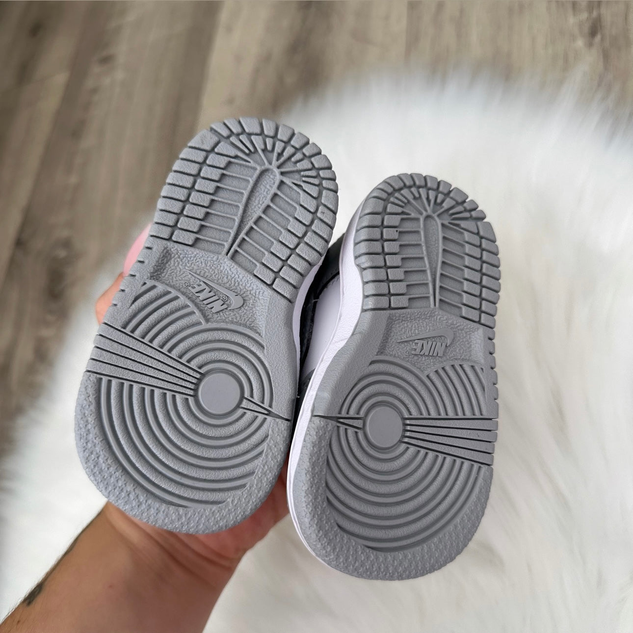 Nike Grey Dunks Trainers - 2.5 UK