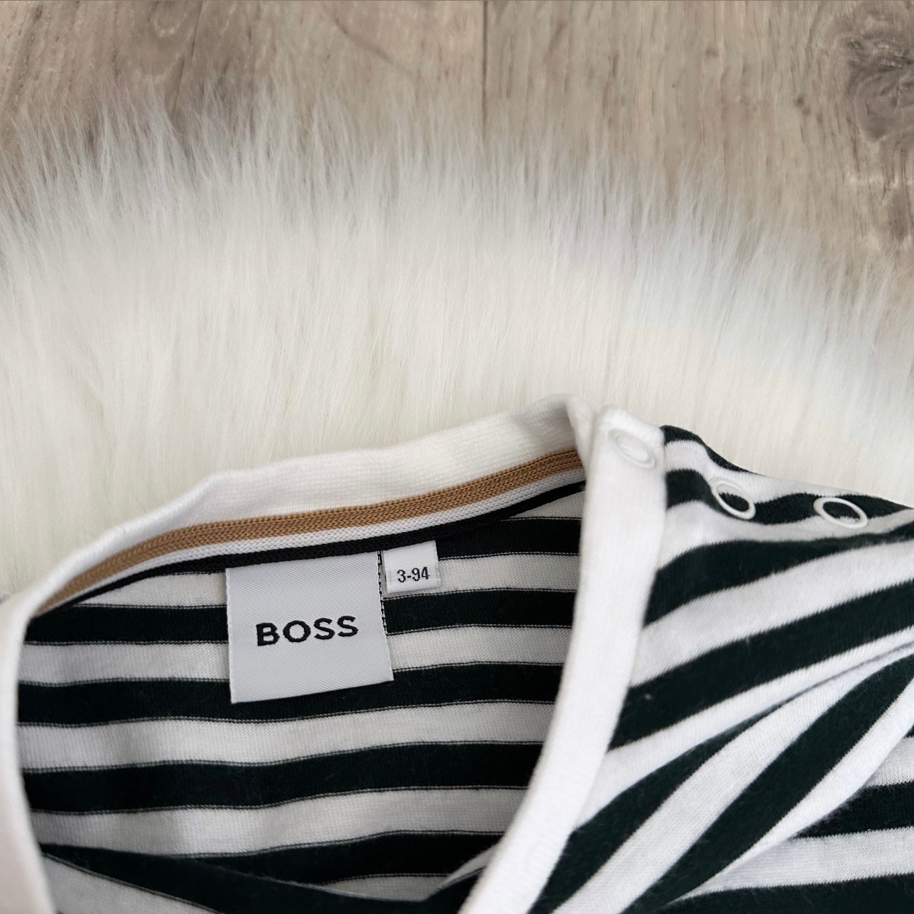 Hugo Boss Boys T shirt - Age 3