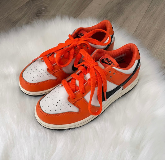 Nike Boys Dunks Trainers - Multiple Sizes