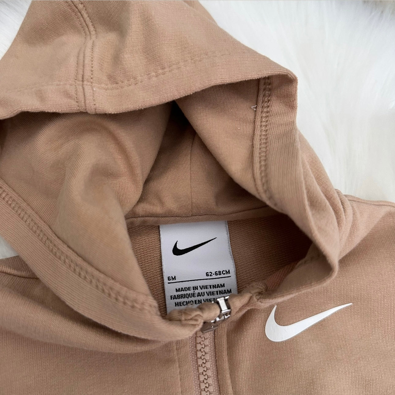 Nike Boys Tracksuit - 6M