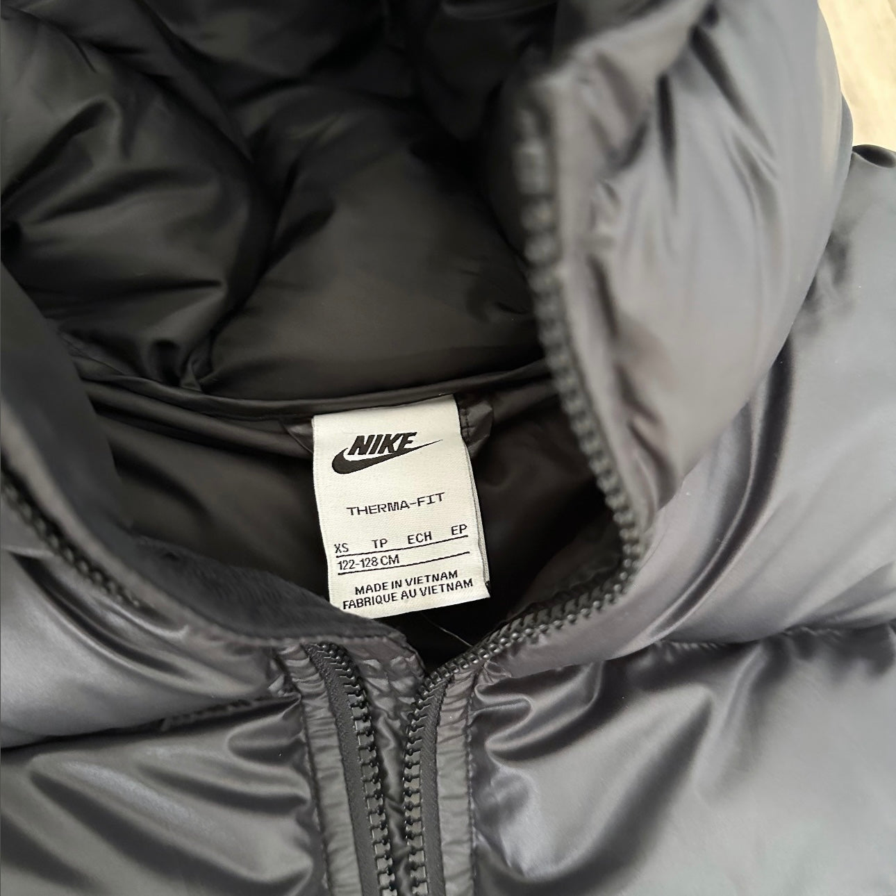 Nike Boys Gilet - Age 7/8 Years