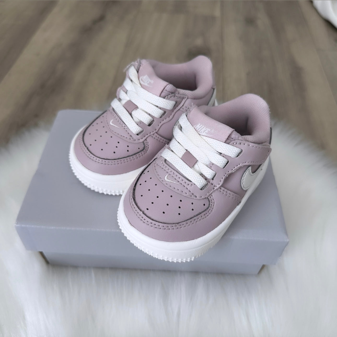 Nike Girls Air Force Trainers - 2.5