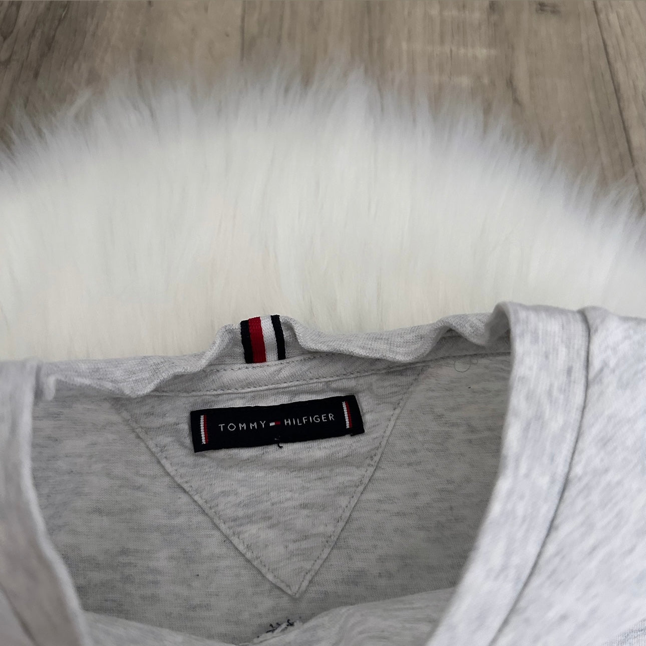 Tommy Hilfiger Boys T shirt - Age 8
