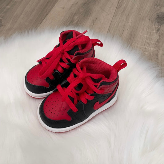 Nike Boys Jordan 1 Trainers - 3.5