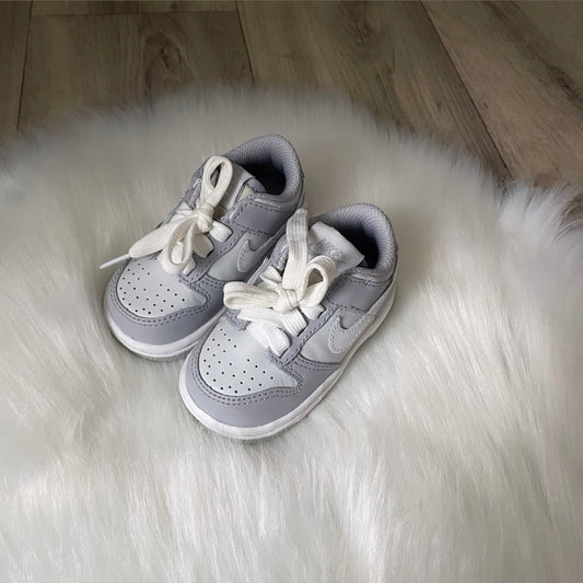 Nike Dunks “Wolf Grey” Boys Trainers - 3.5