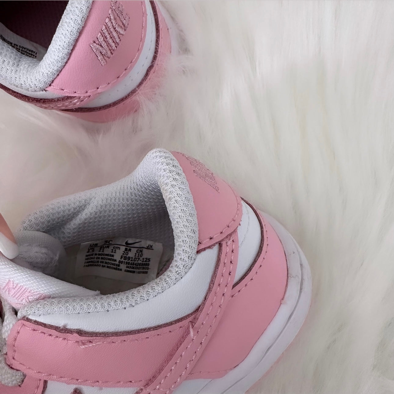 Nike Girls Dunks Trainers - 4.5