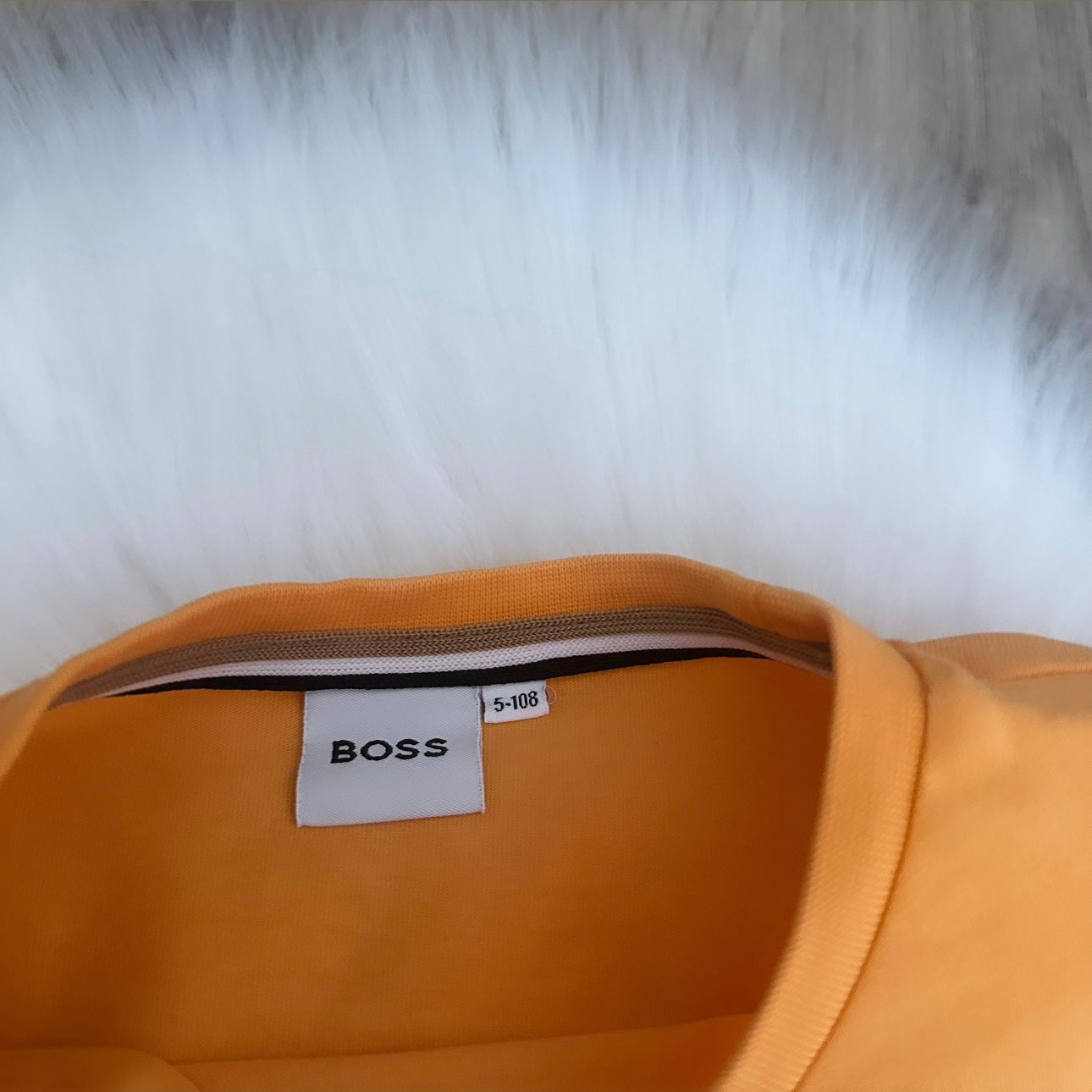 Hugo Boss Boys t shirt - Age 5