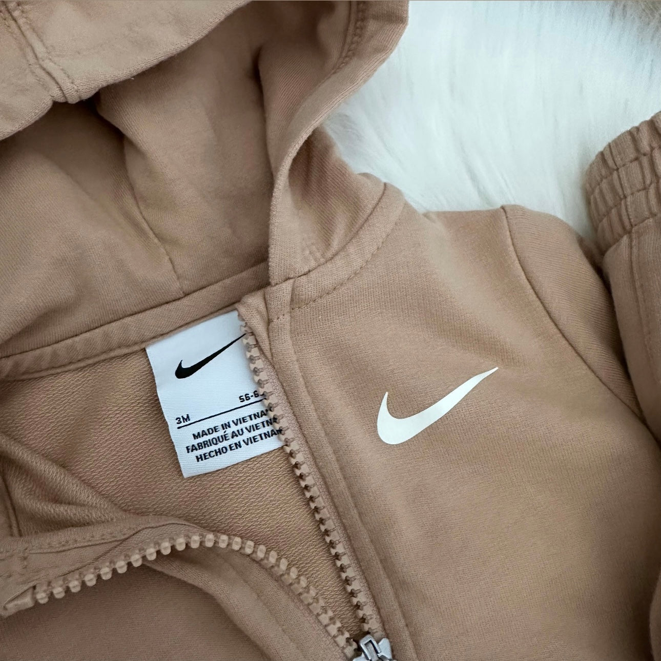Nike Boys Tracksuit Set - 3M