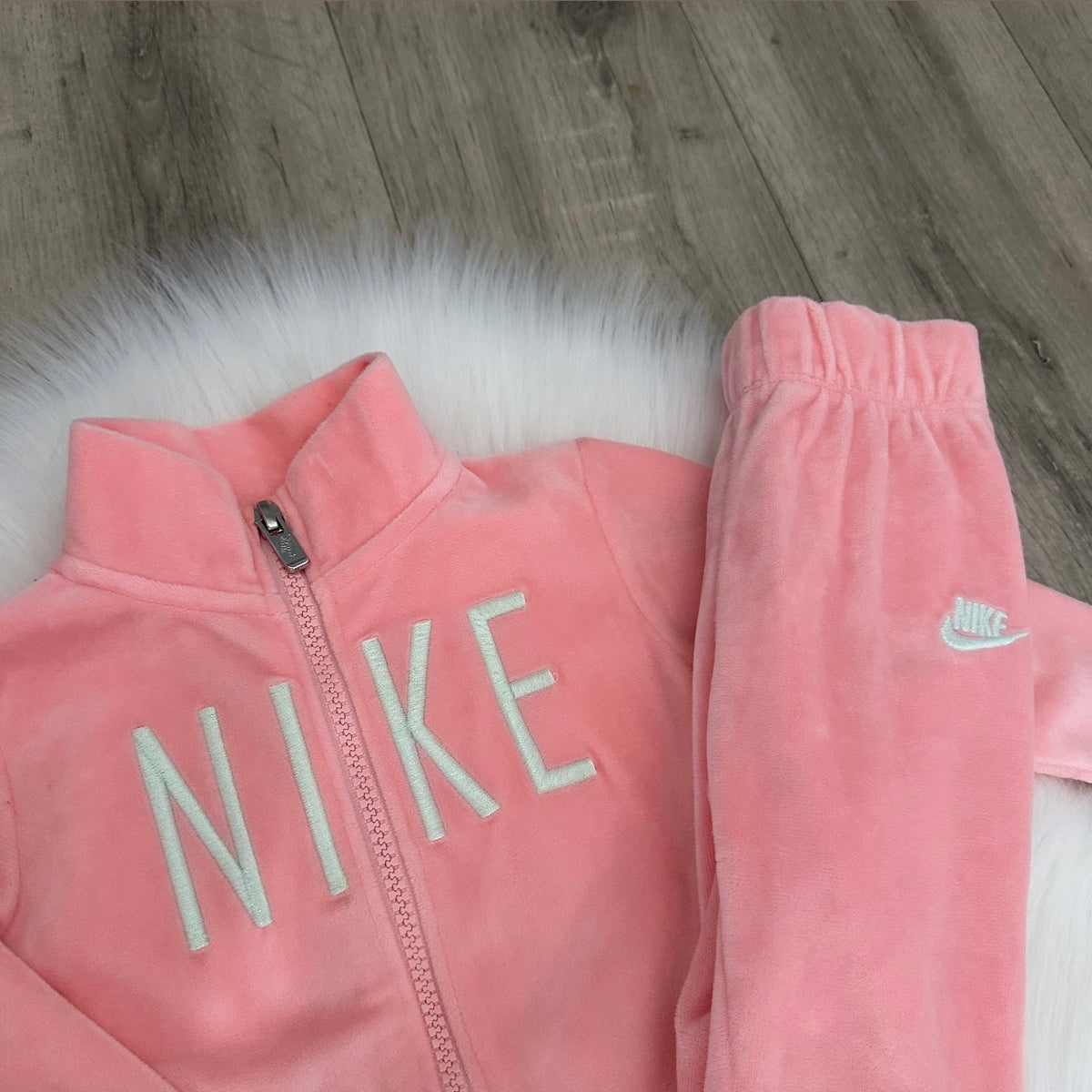 Nike Girls Tracksuit - 18M