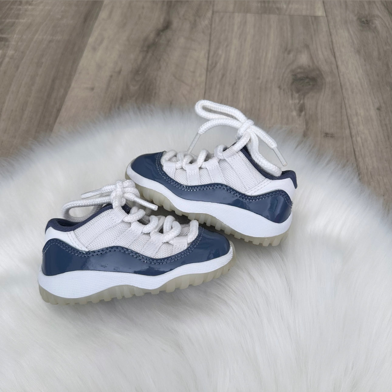 Jordan 11 Retro ‘Diffused Blue’ Boys Trainers - 5.5