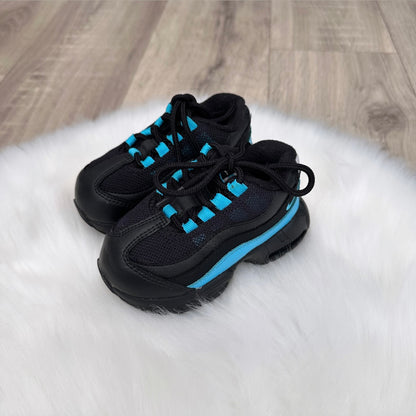 Nike Air Max 95 Trainers - Size 5.5