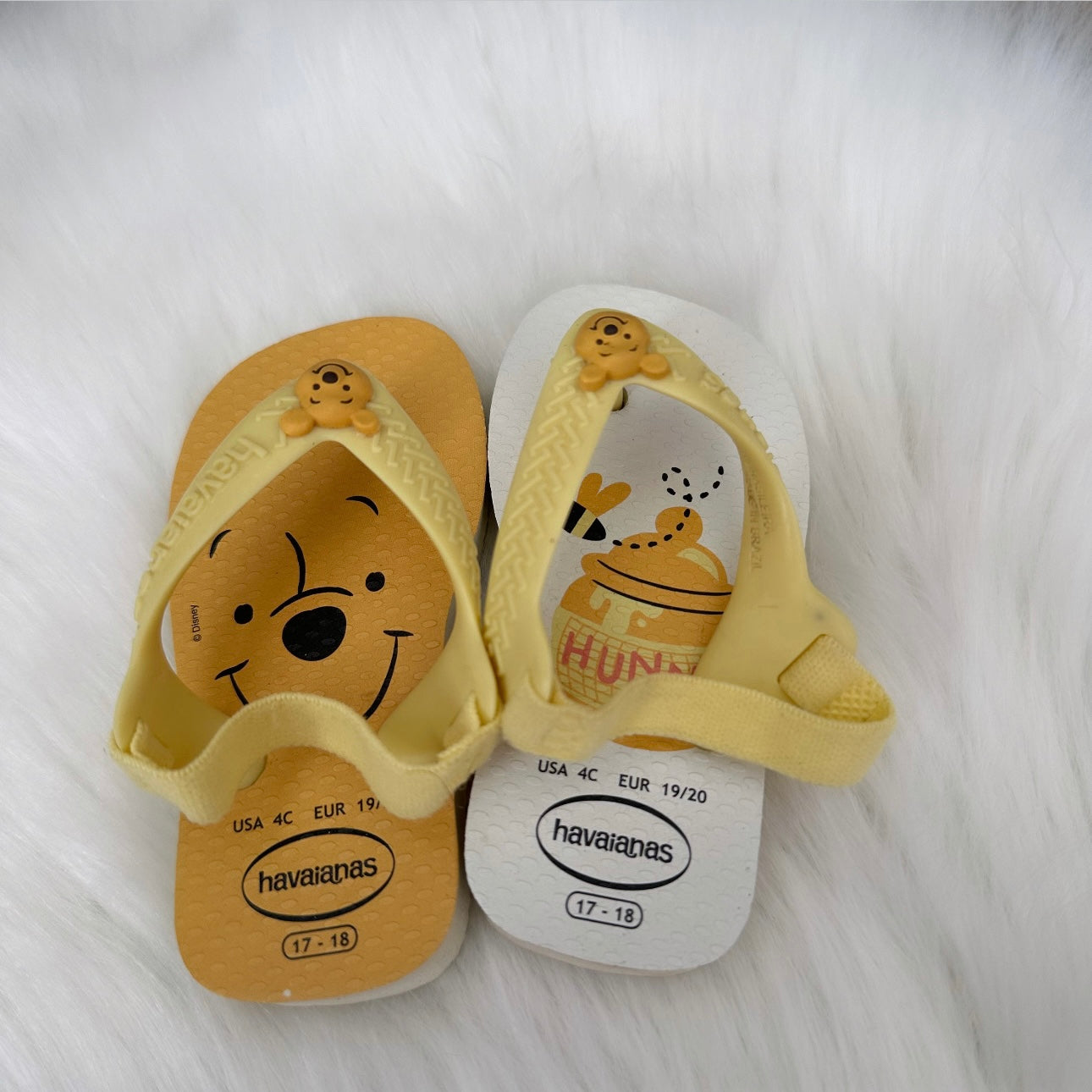 Havaianas Unisex Flip Flops - EUR 19/20
