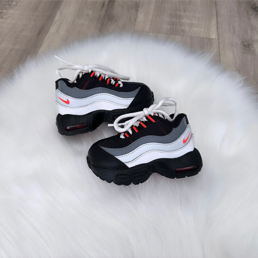 Nike Boys Air Max Trainers - 3.5
