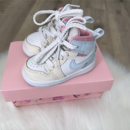 Jordan 1 Girls Limited Edition “Half blue/ pale ivory” Trainers - 3.5