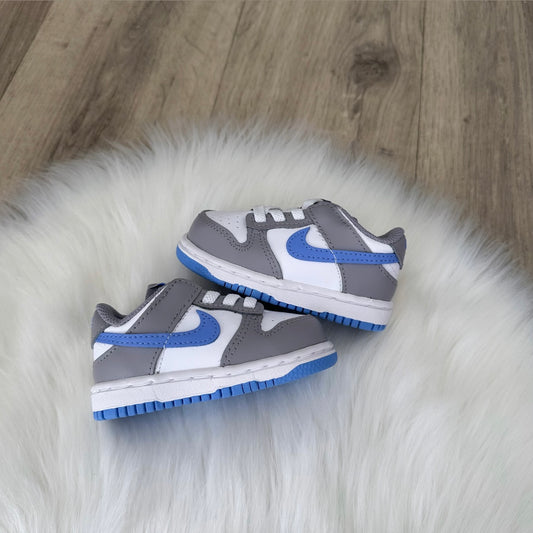 Nike ‘Grey Royal Pulse’ Boys Dunks Trainers - UK 3.5