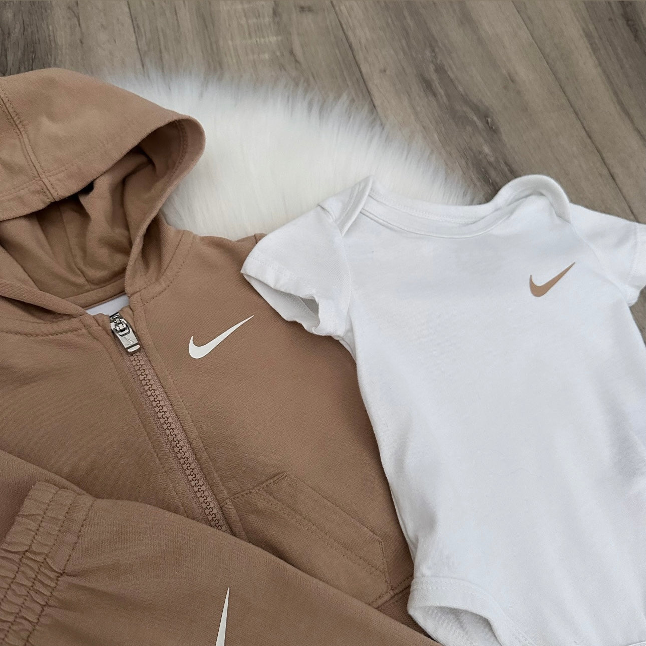 Nike Boys Tracksuit Set - 6M