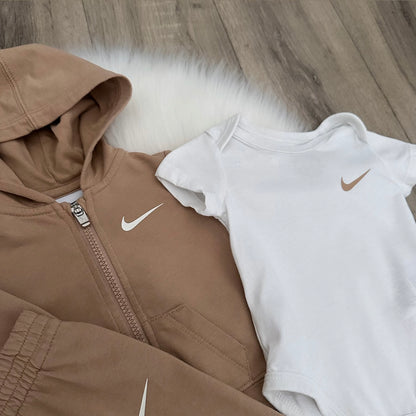 Nike Boys Tracksuit Set - 6M