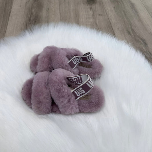UGG Girls Slipper Sliders - 8 UK