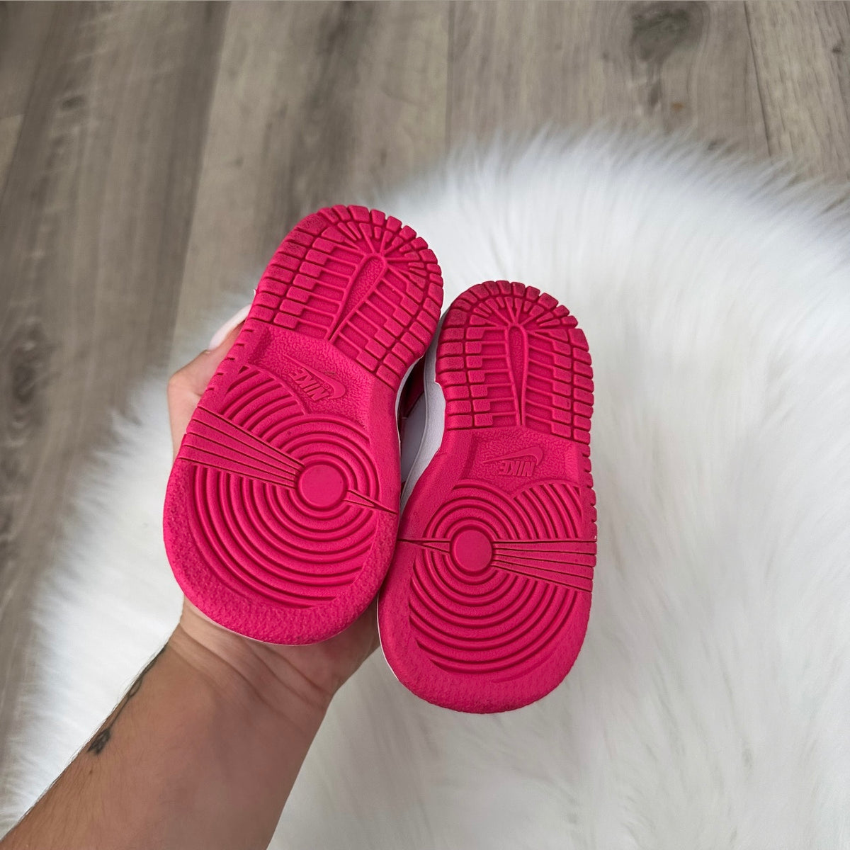 Nike ‘Fuschia’ Girls Dunks Trainers - 3.5 UK