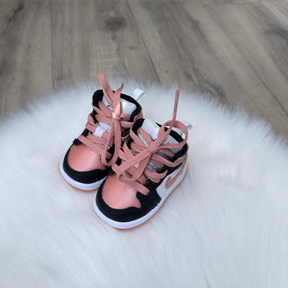 Jordan 1 ‘Madder Root’ Girls Trainers - 1.5 UK Infant