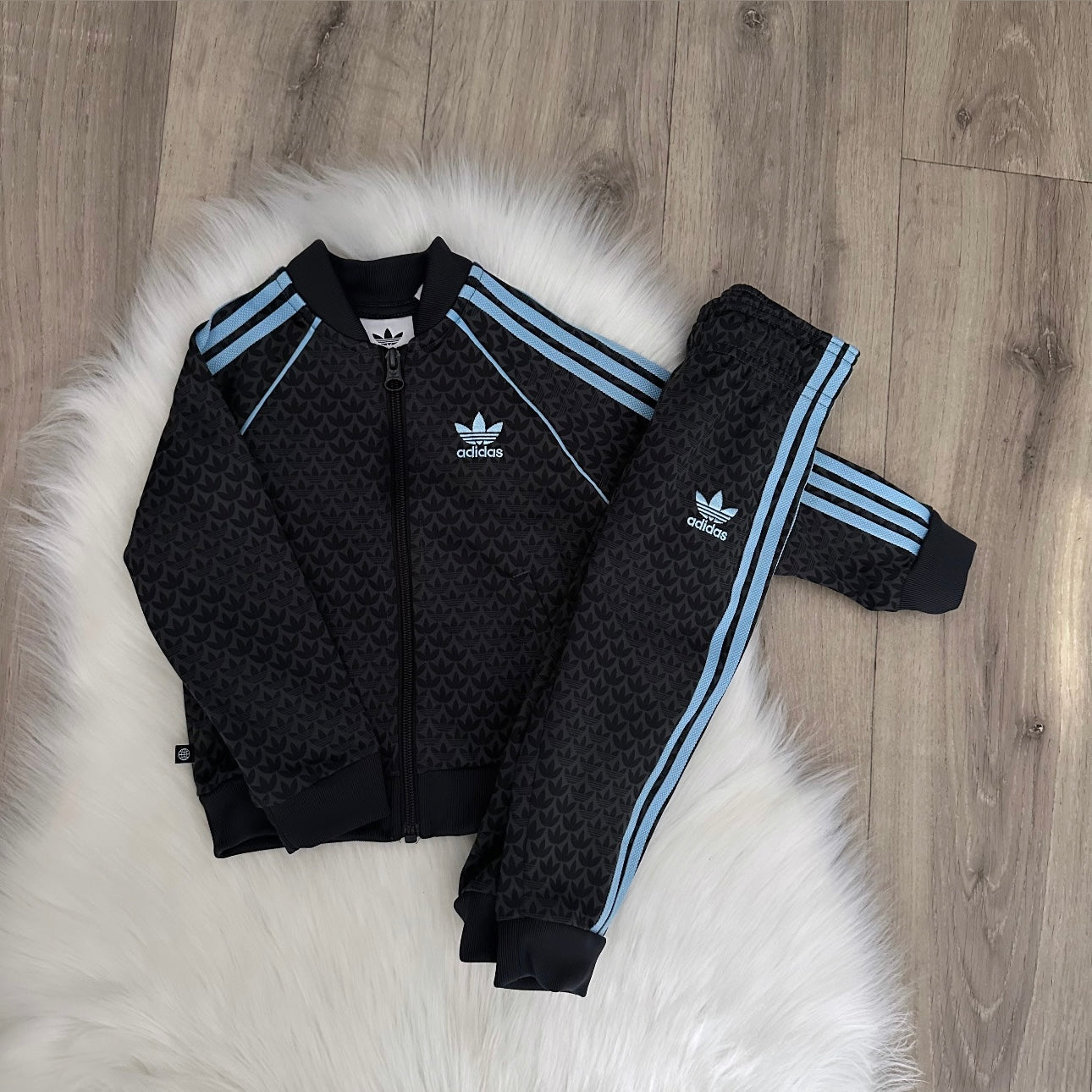 Adidas Boys Tracksuit Set - 12/18 months