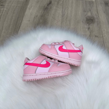 Nike Dunks ‘Triple Pink’ Girls Trainers - 3.5 UK