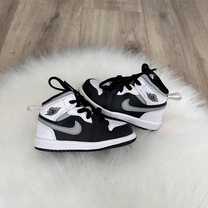 Jordan 1 ‘White Shadow’ Boys Trainers - 5.5 Uk