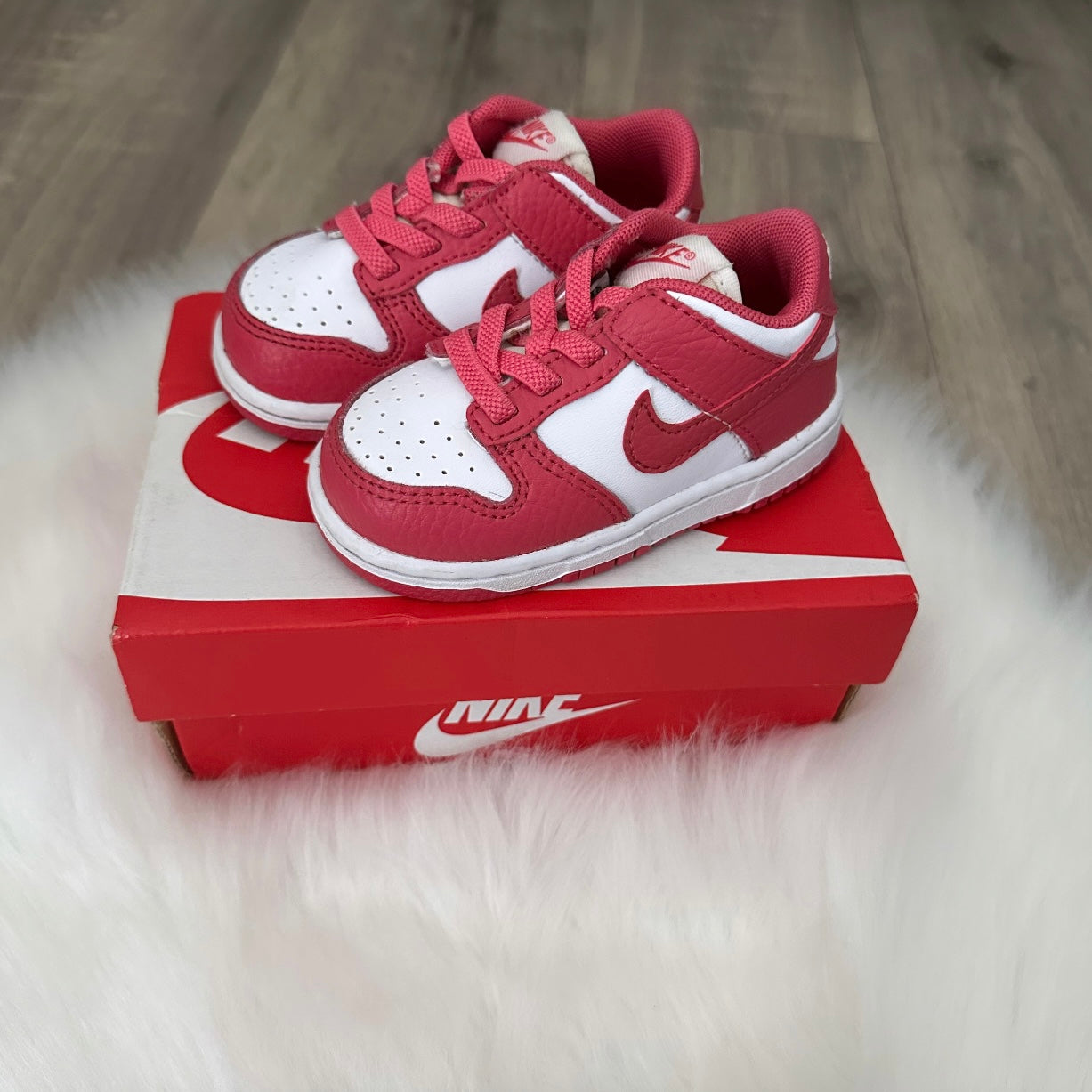 Nike Girls Dunks Trainers - 4.5