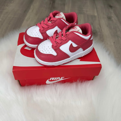Nike Girls Dunks Trainers - 4.5