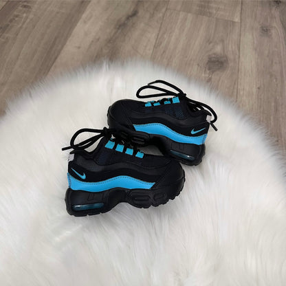 Nike Air Max 95 Boys Trainers - 4.5 UK