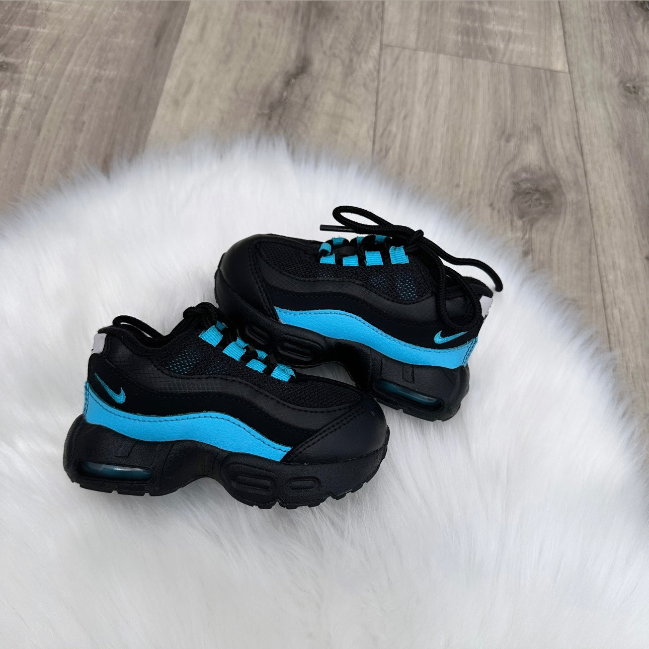 Nike Air Max 95 Trainers - Size 5.5