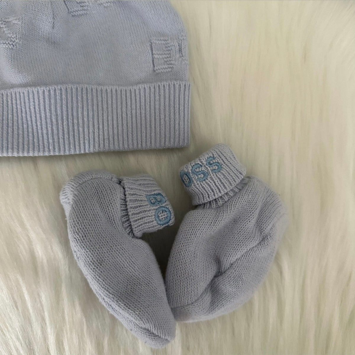 Hugo Boss Boys Hat Booties Set - 3M