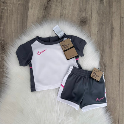 Nike Unisex Shorts Set - 3M