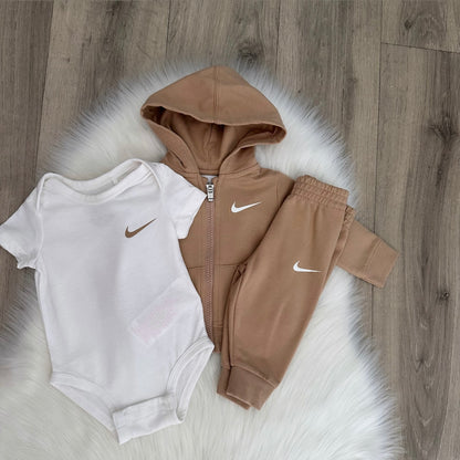 Nike Boys Tracksuit - 3M