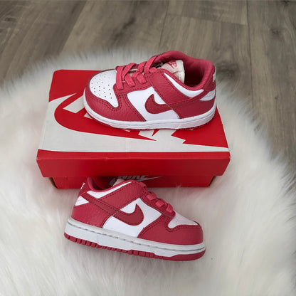 Nike Girls Dunks Trainers - 4.5