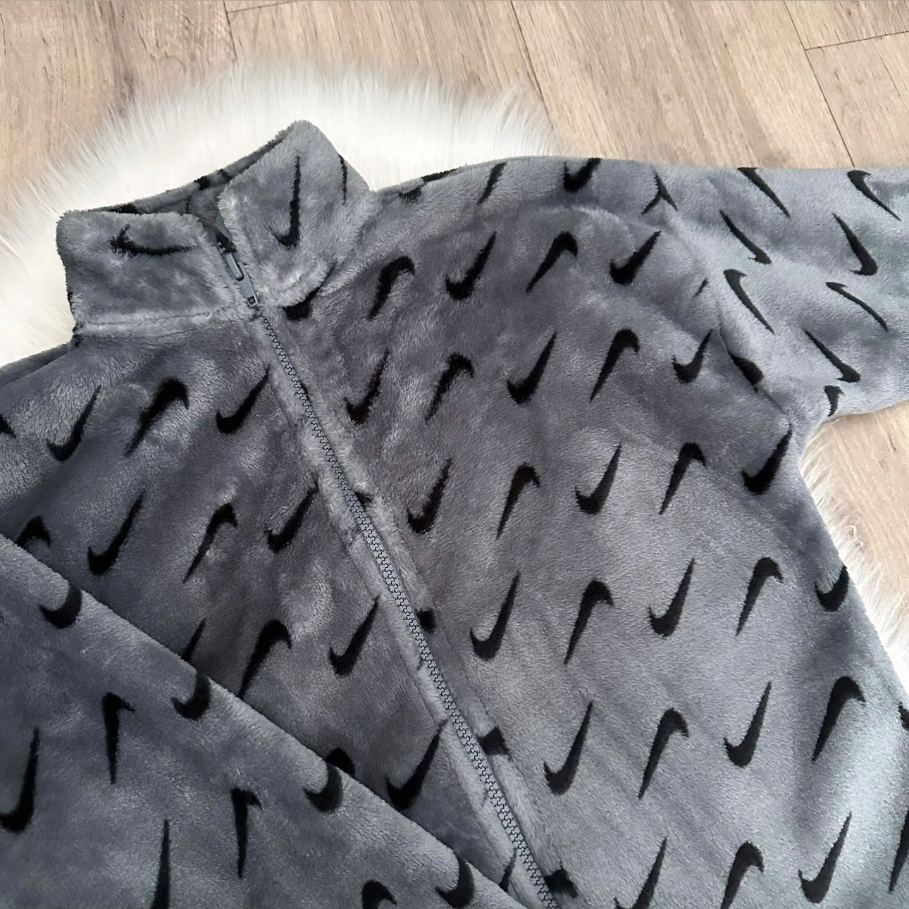 Nike Boys Fleece Jacket - Age 5/6