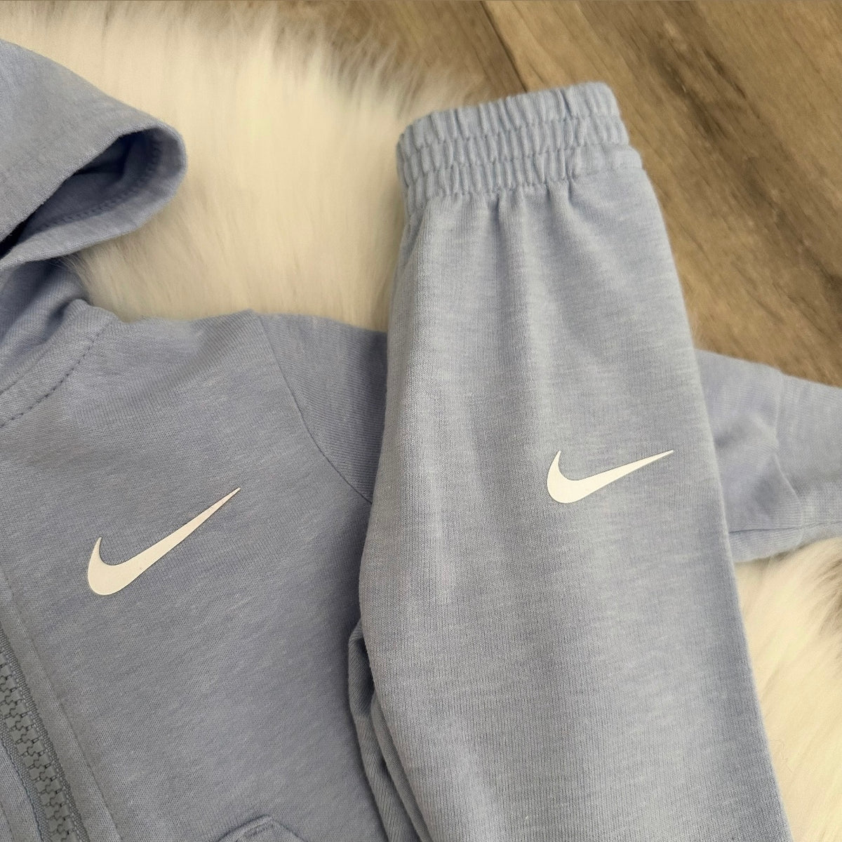 Nike Boys Tracksuit Set - 3M