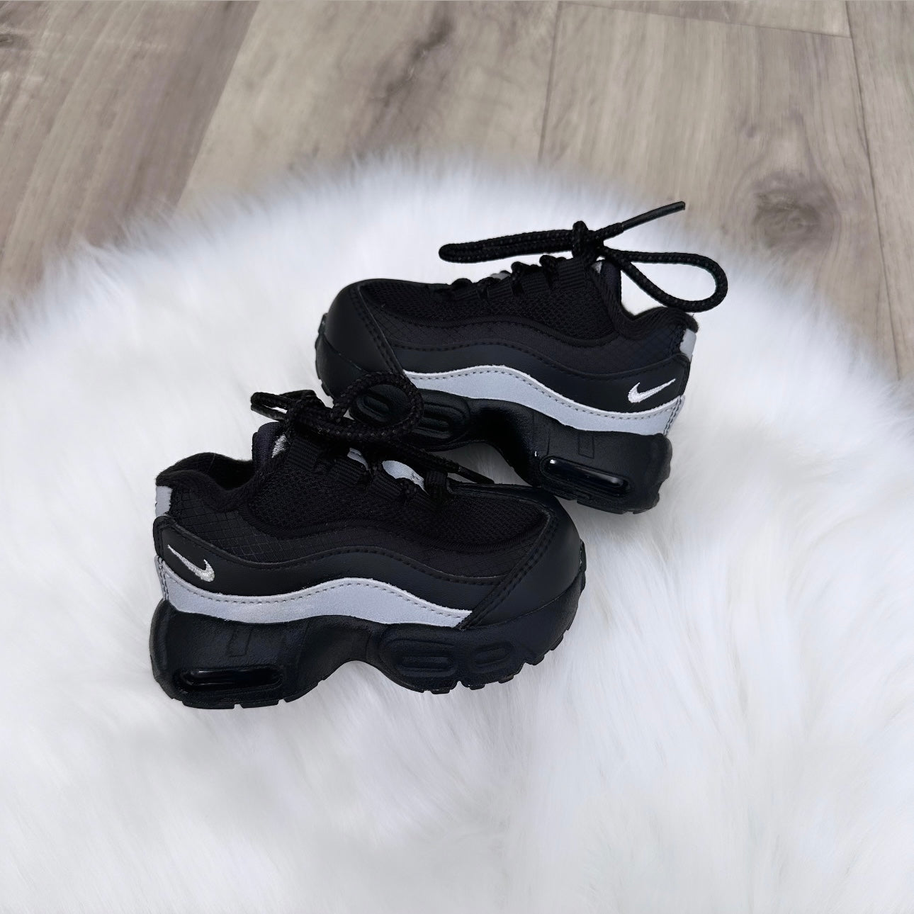 Nike Boys Air Max Trainers - 3.5