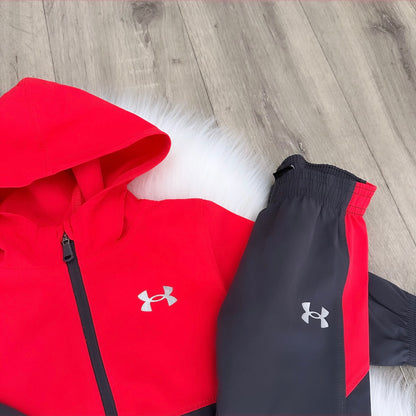 Under Armour Boys Tracksuit - 6/9 months