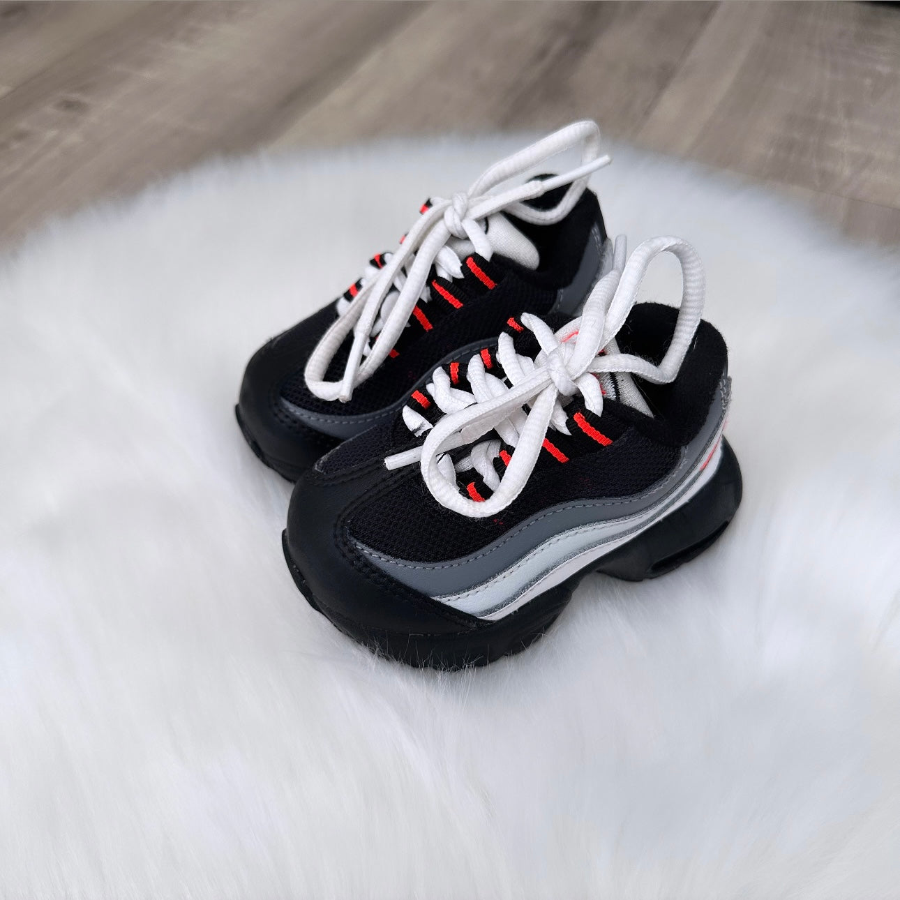 Nike Boys Air Max Trainers - 3.5