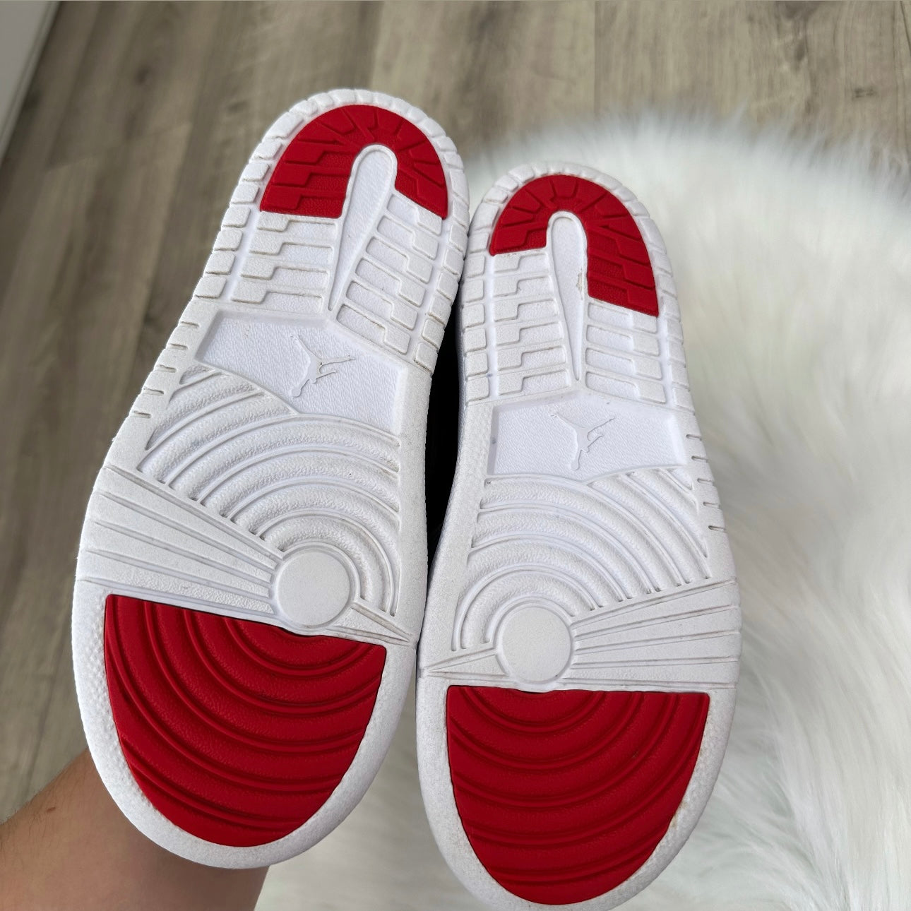 Jordan 1 ‘Cement Fire Red’ Boys Trainers - 1 UK