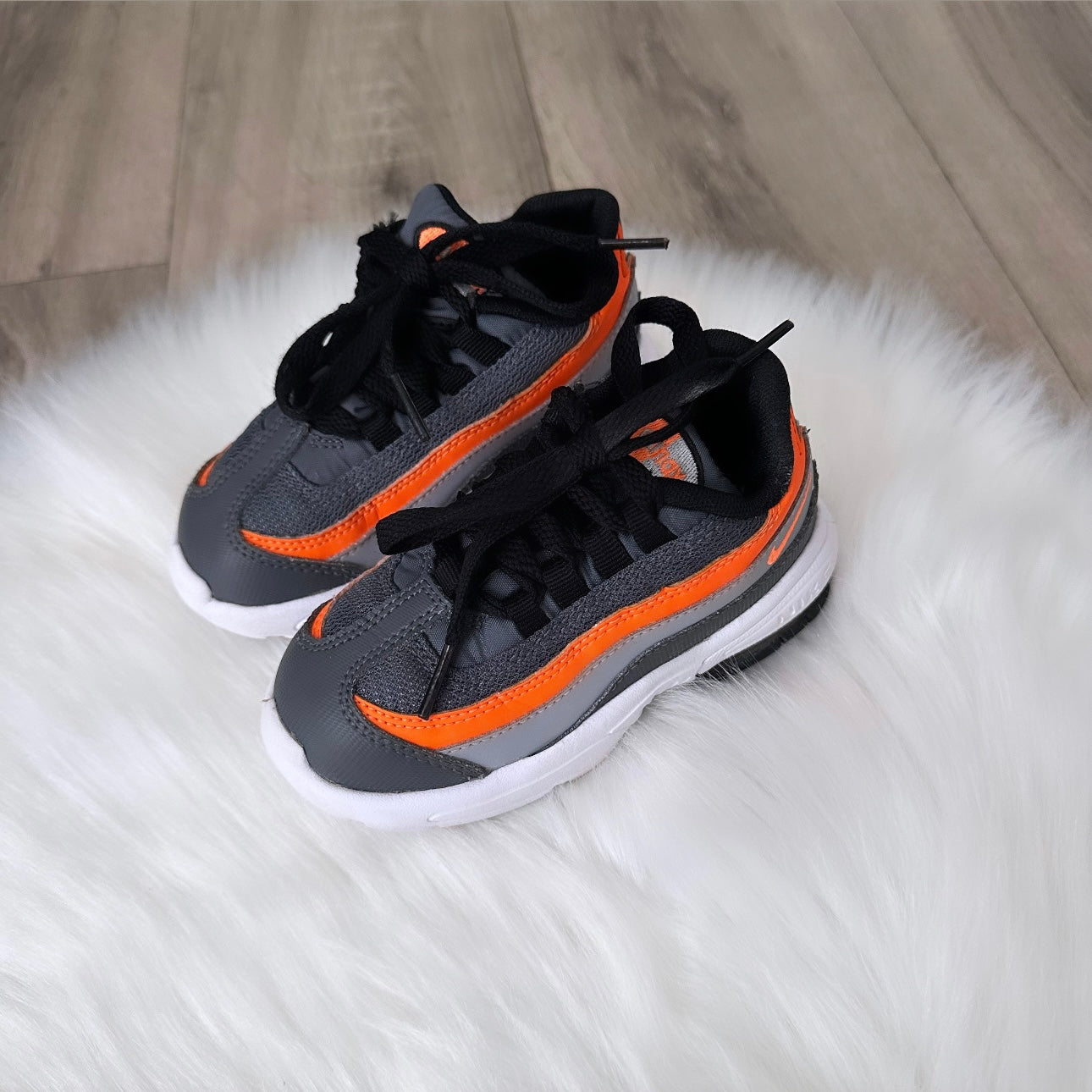 Nike 2019 Air Max Trainers - 7.5