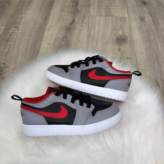 Jordan 1 ‘Cement Fire Red’ Boys Trainers - 1 UK
