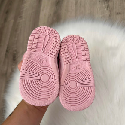 Nike Dunks ‘Triple Pink’ Girls Trainers - 3.5 UK