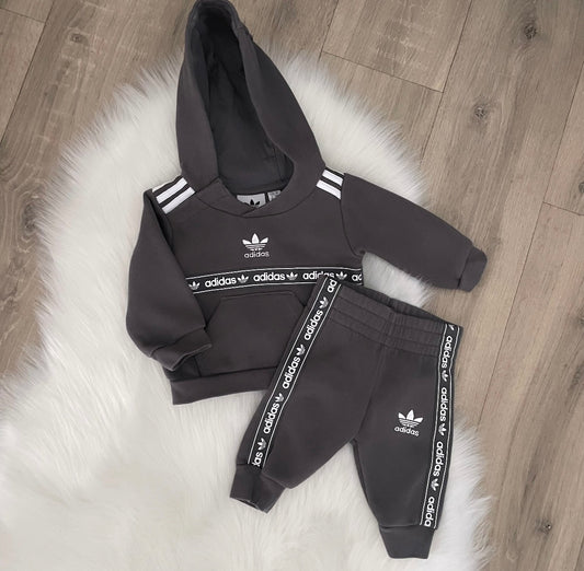 Adidas Boys Tracksuit - 0/3 months