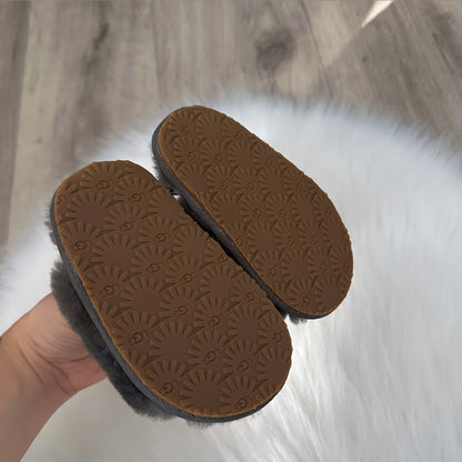 UGG Girls Slider Slippers - 4 Infant